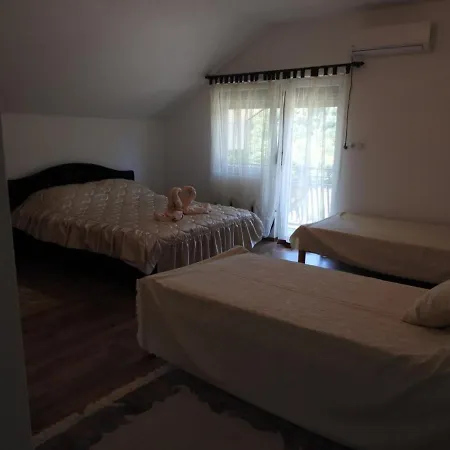 Omar & Una Apartmani Bihac Exterior photo